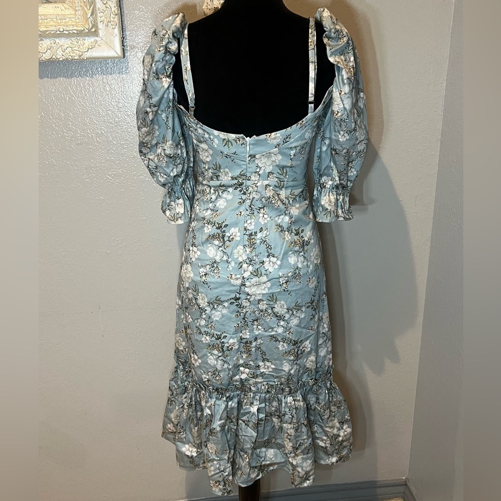 Reveux Floral Blue Puff Sleeve Dress - Picture 13 of 15